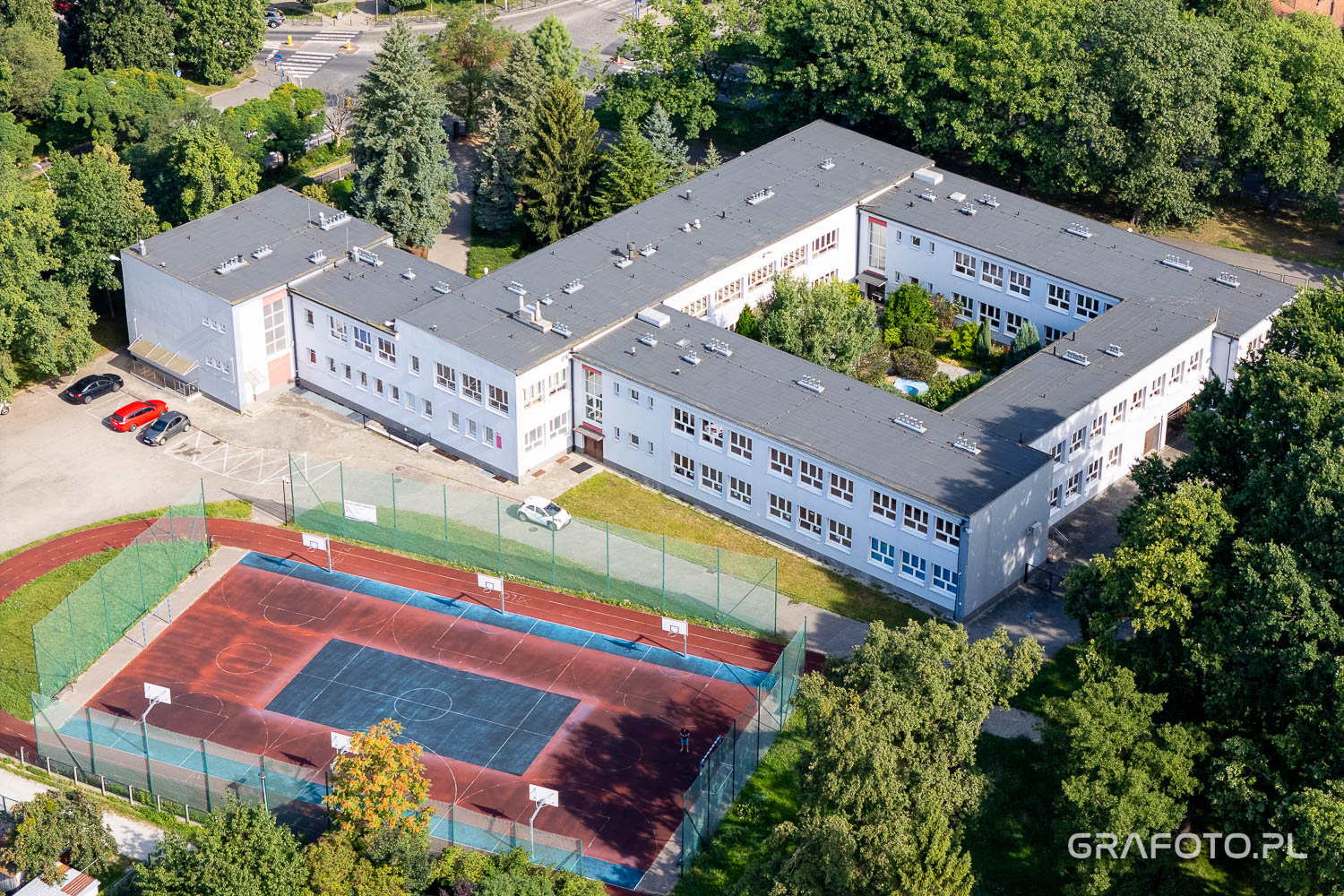 Загальноосвітній ліцей