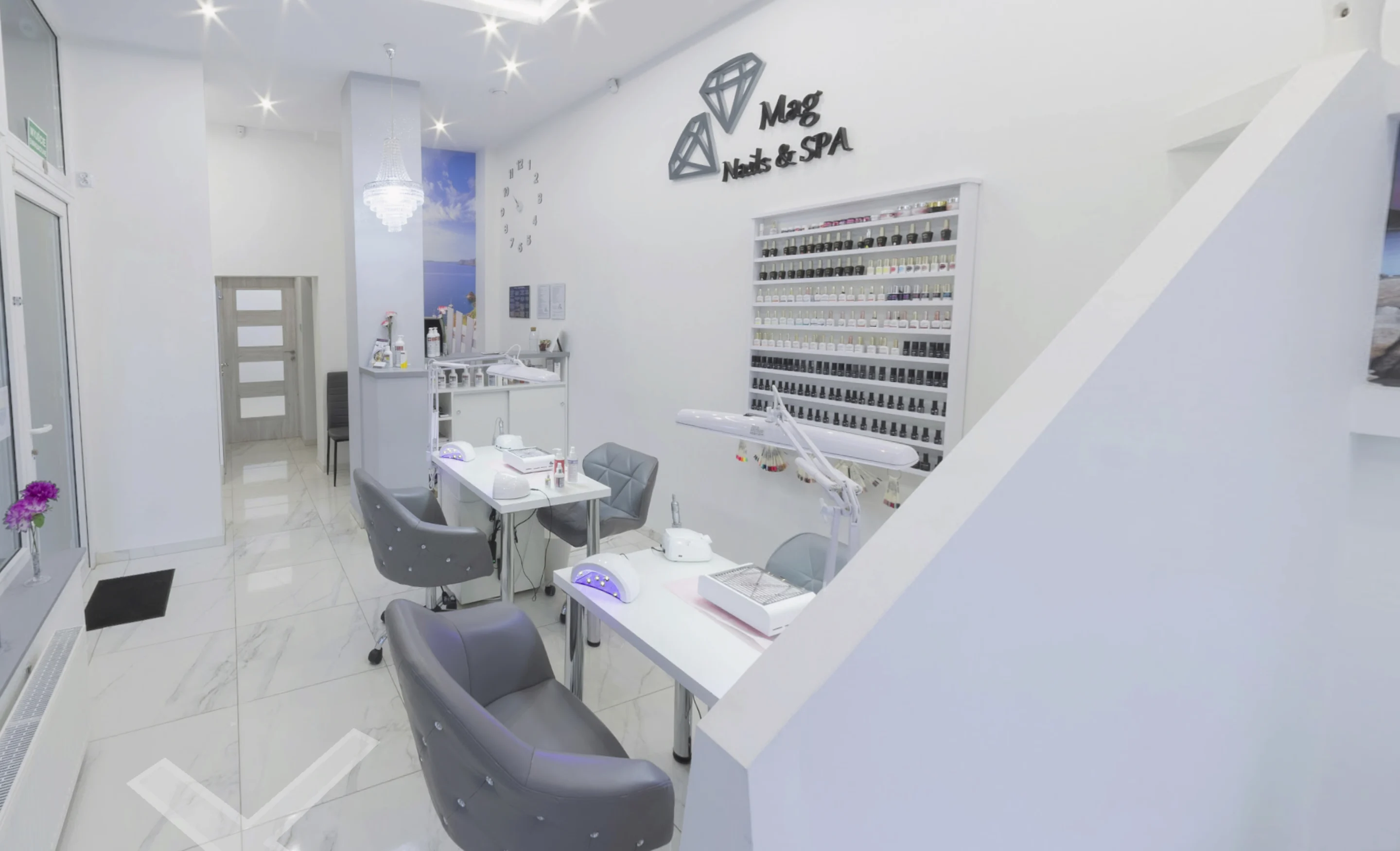 Magnails & SPA